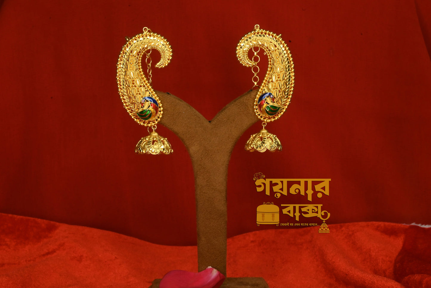 ful mayur kaan chapa with mina