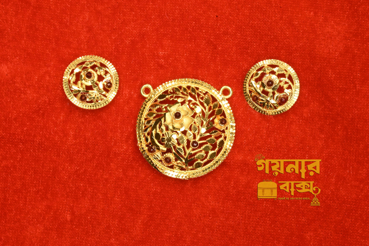 Mini Rose with Red Stone